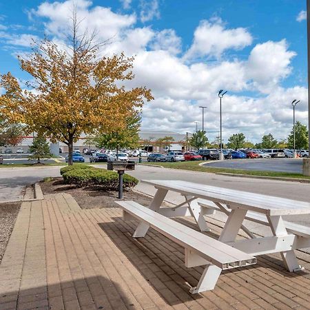 Extended Stay America Suites - Chicago - Midway Bedford Park Bagian luar foto
