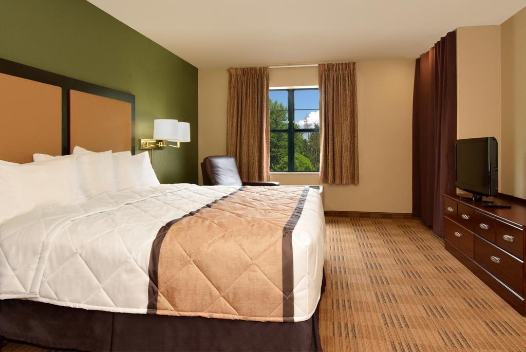 Extended Stay America Suites - Chicago - Midway Bedford Park Bagian luar foto